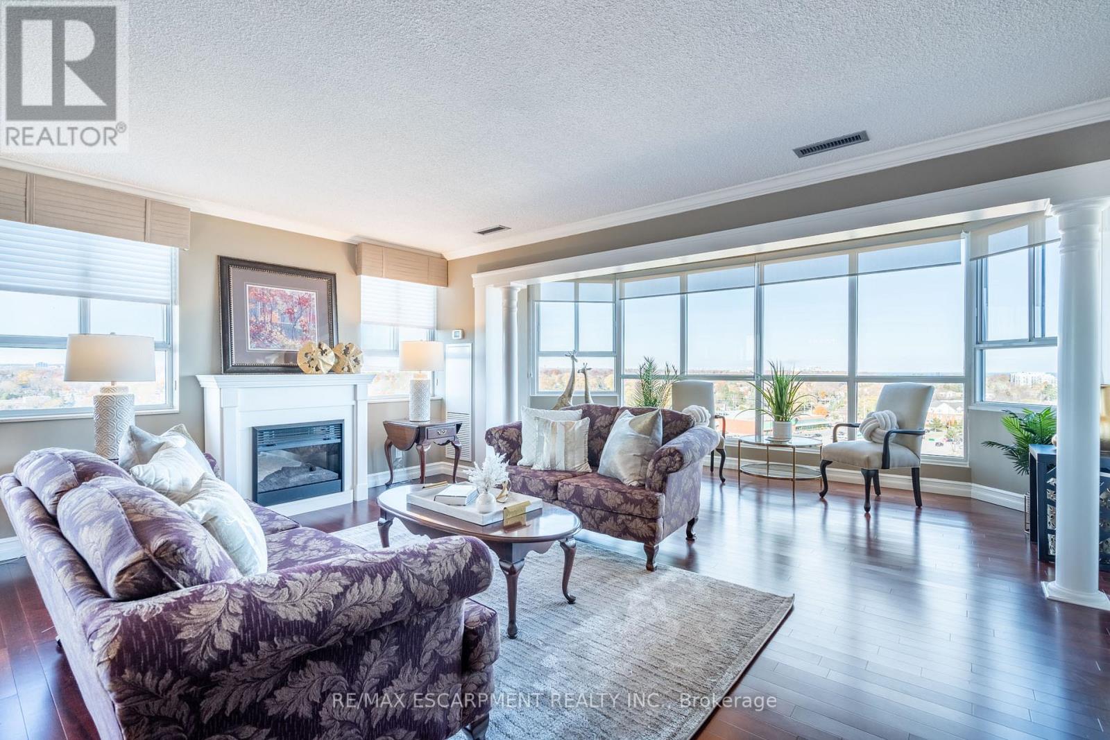 #1212 -5280 LAKESHORE RD, #1212