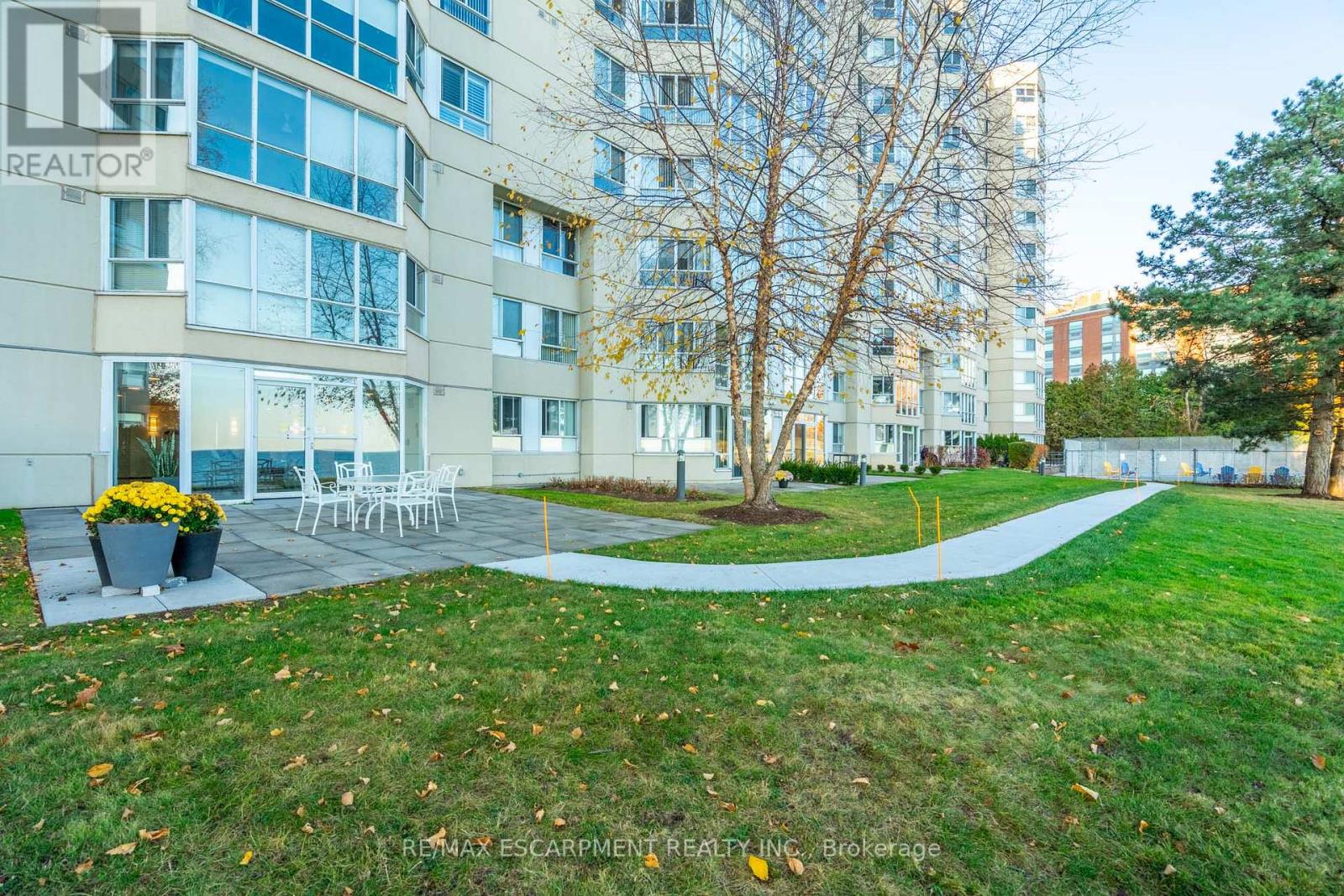 #1212 -5280 LAKESHORE RD, #1212