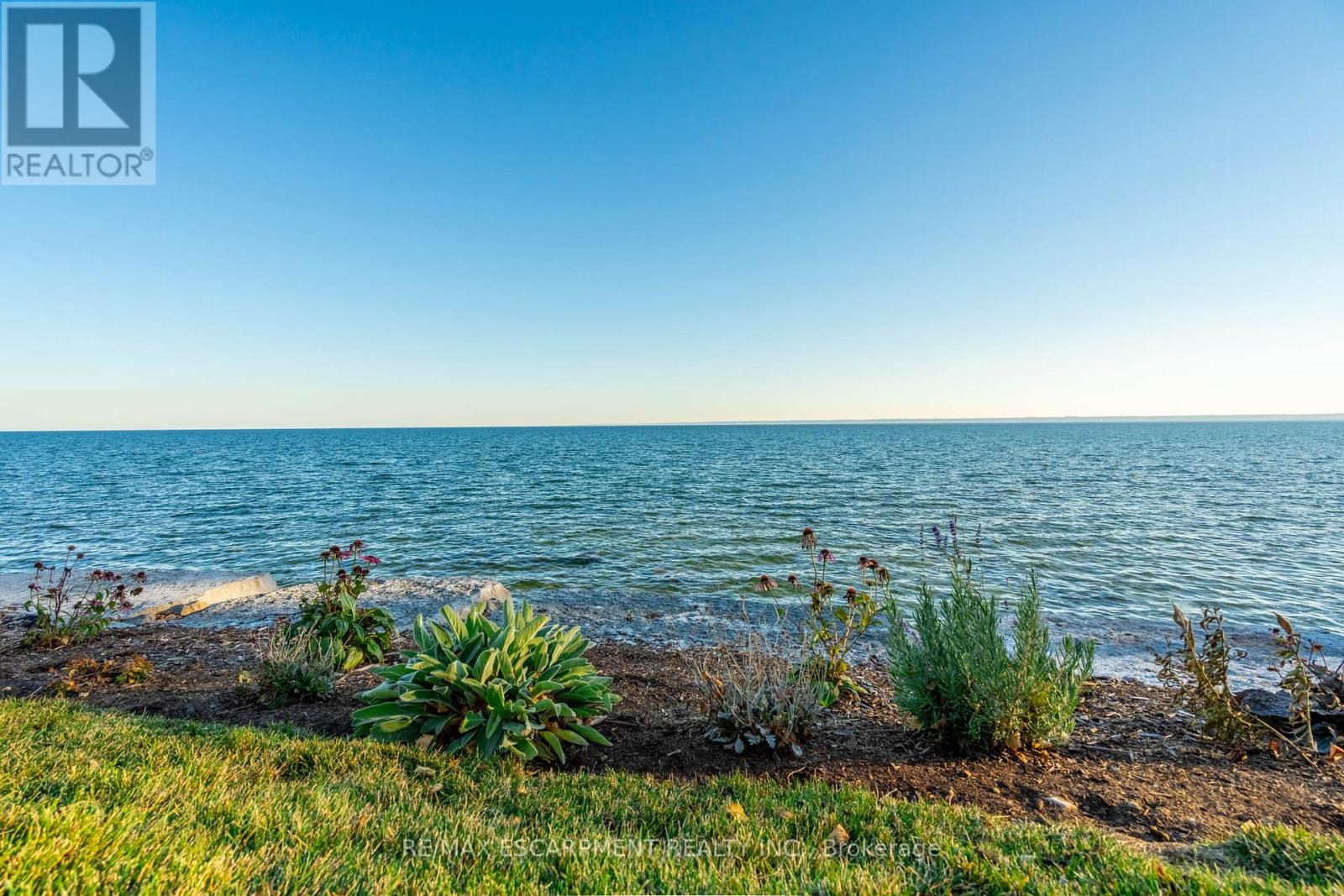 #1212 -5280 LAKESHORE RD, #1212