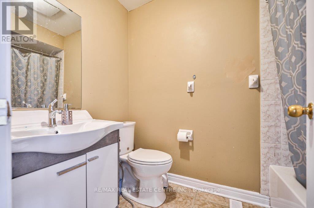 7325 CORK TREE ROW