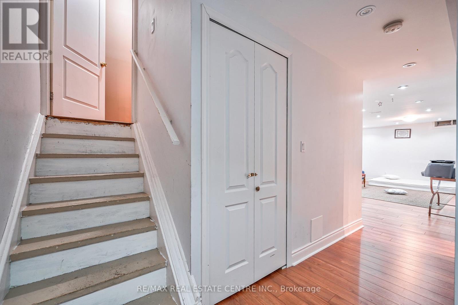 7325 CORK TREE ROW