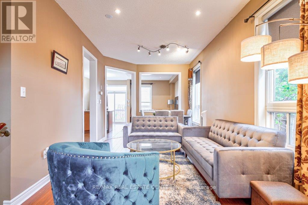 7325 CORK TREE ROW