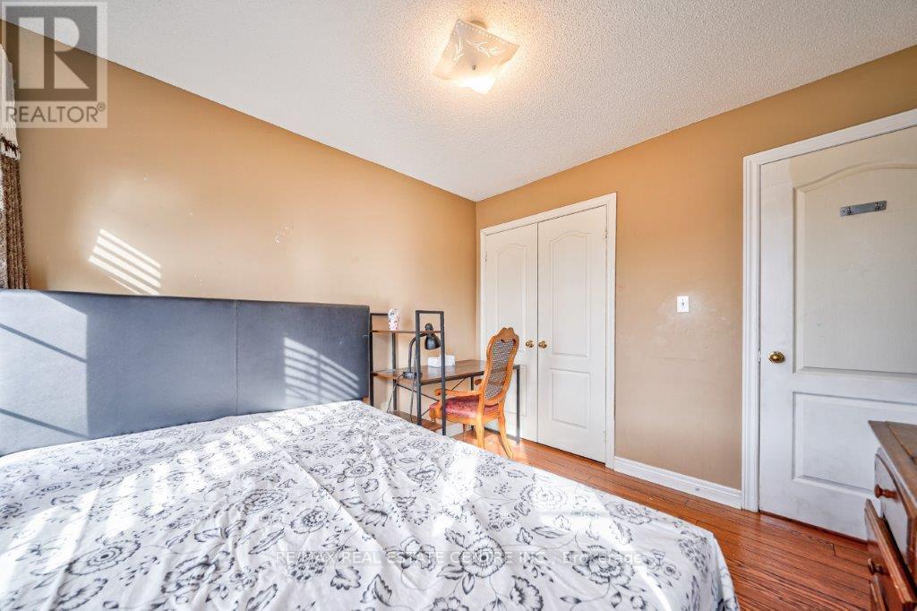 7325 CORK TREE ROW