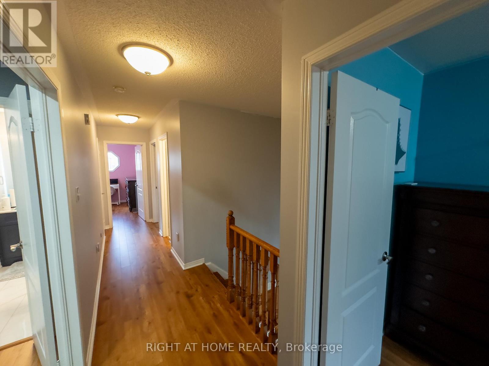 #6 -30 PAULINE CRES, #6