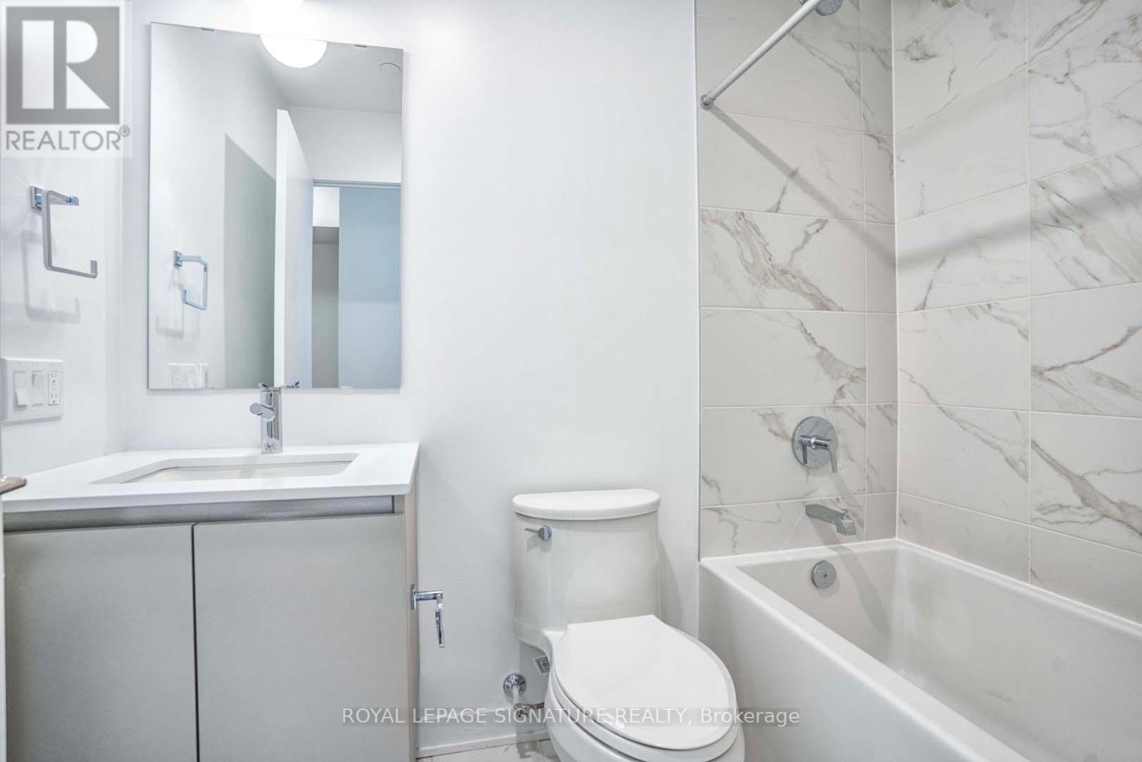 #310 -405 DUNDAS ST W, #310