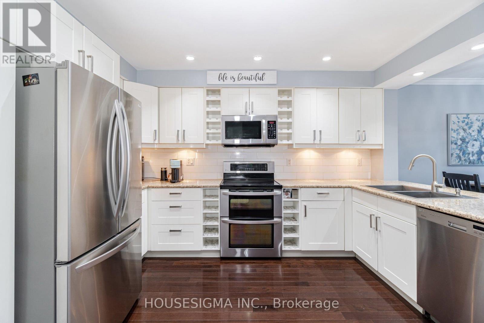 #125 -5910 GREENSBORO DR