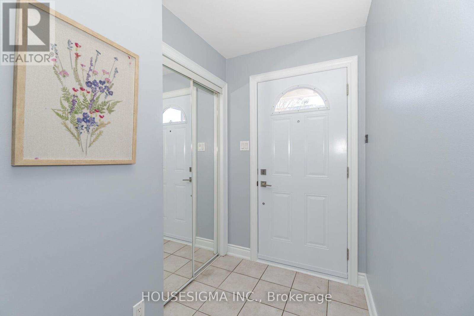 #125 -5910 GREENSBORO DR