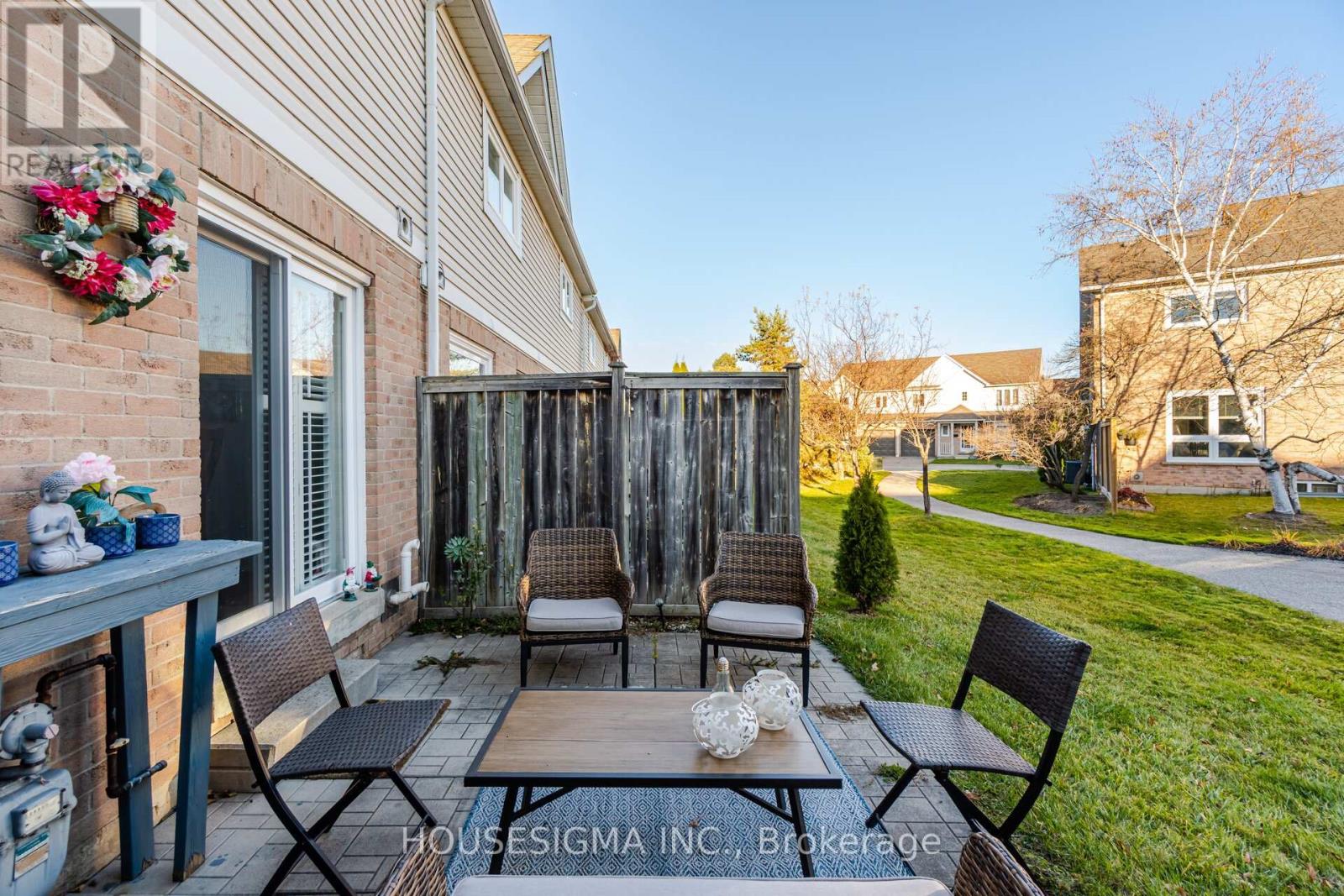 #125 -5910 GREENSBORO DR
