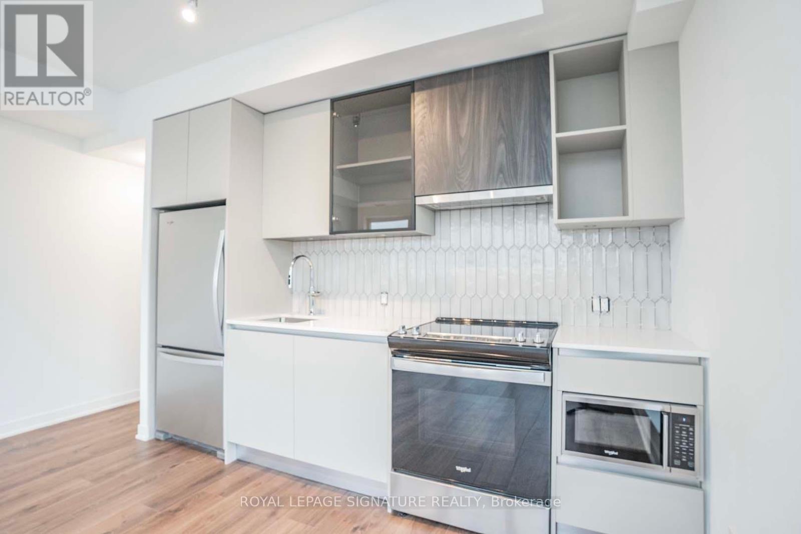 #508 -405 DUNDAS ST W, #508