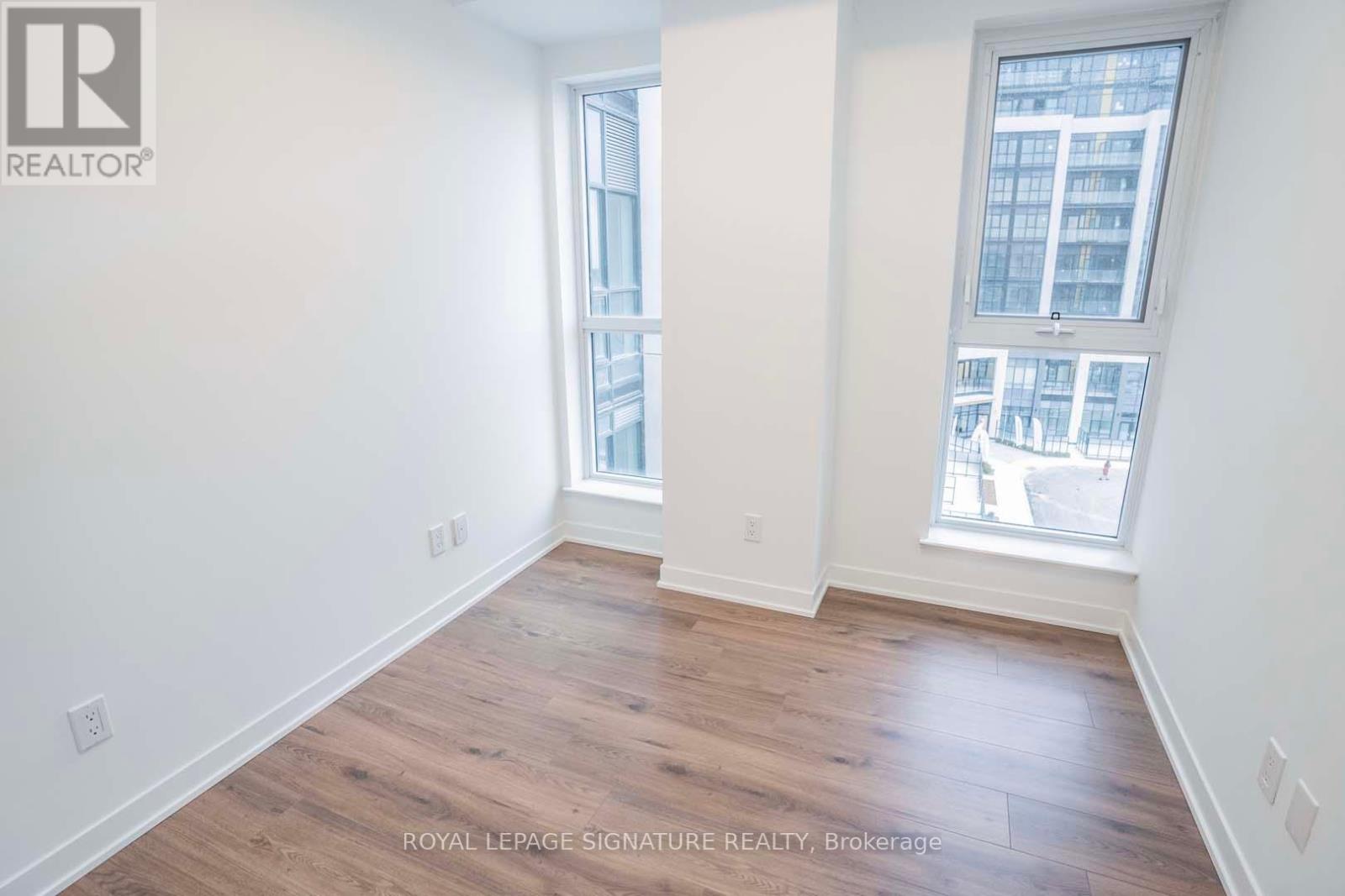 #508 -405 DUNDAS ST W, #508