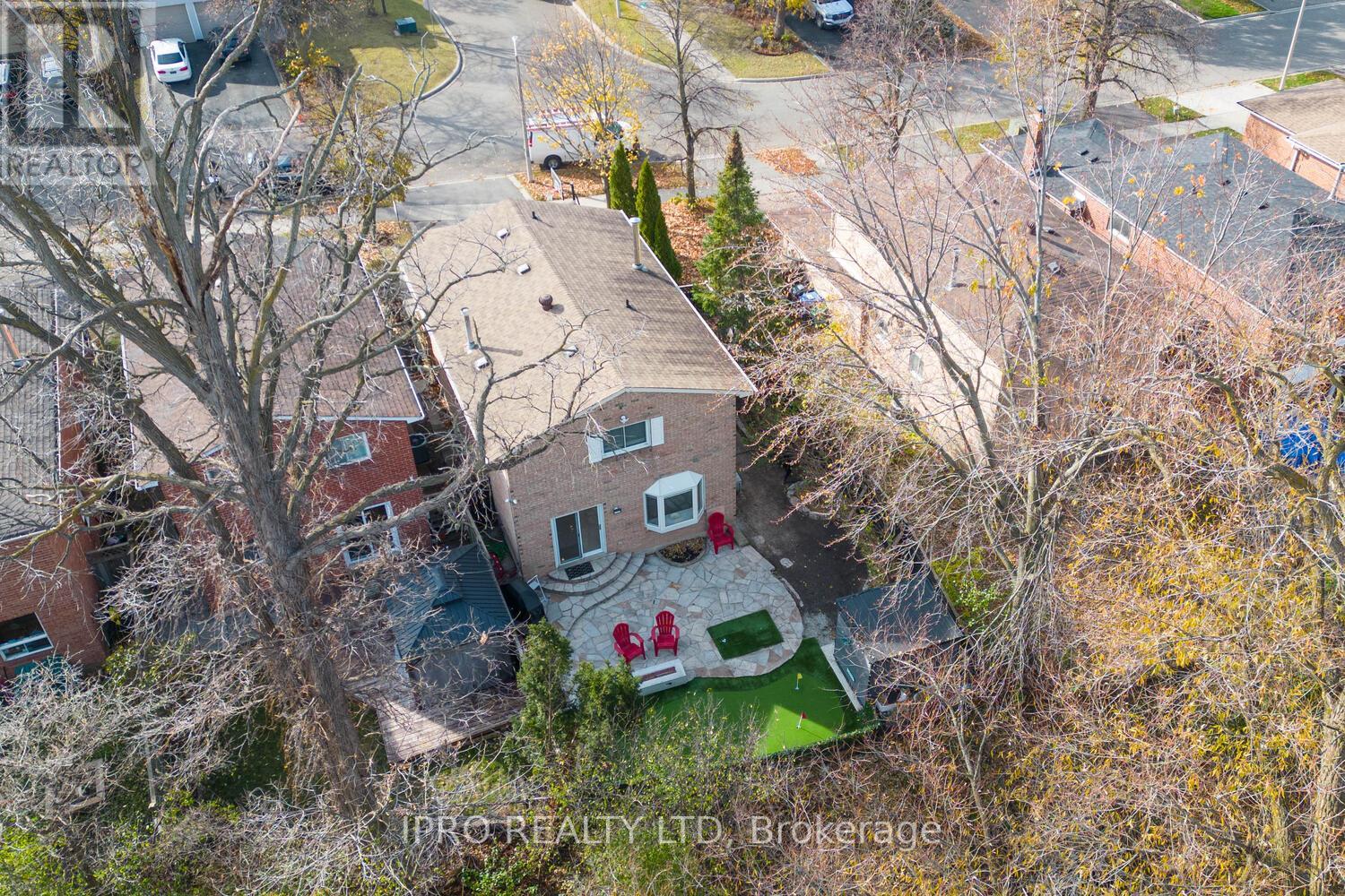 213 BUFFORD DR