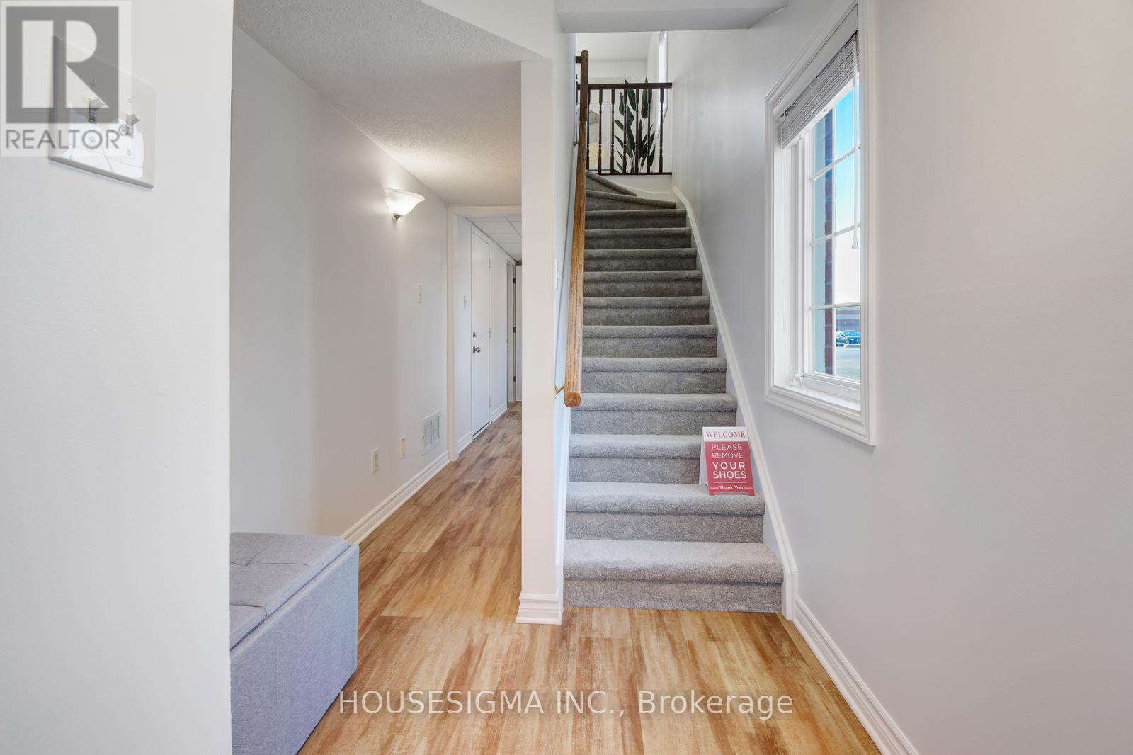 #9 -6860 MEADOWVALE TOWN CENT CIRC