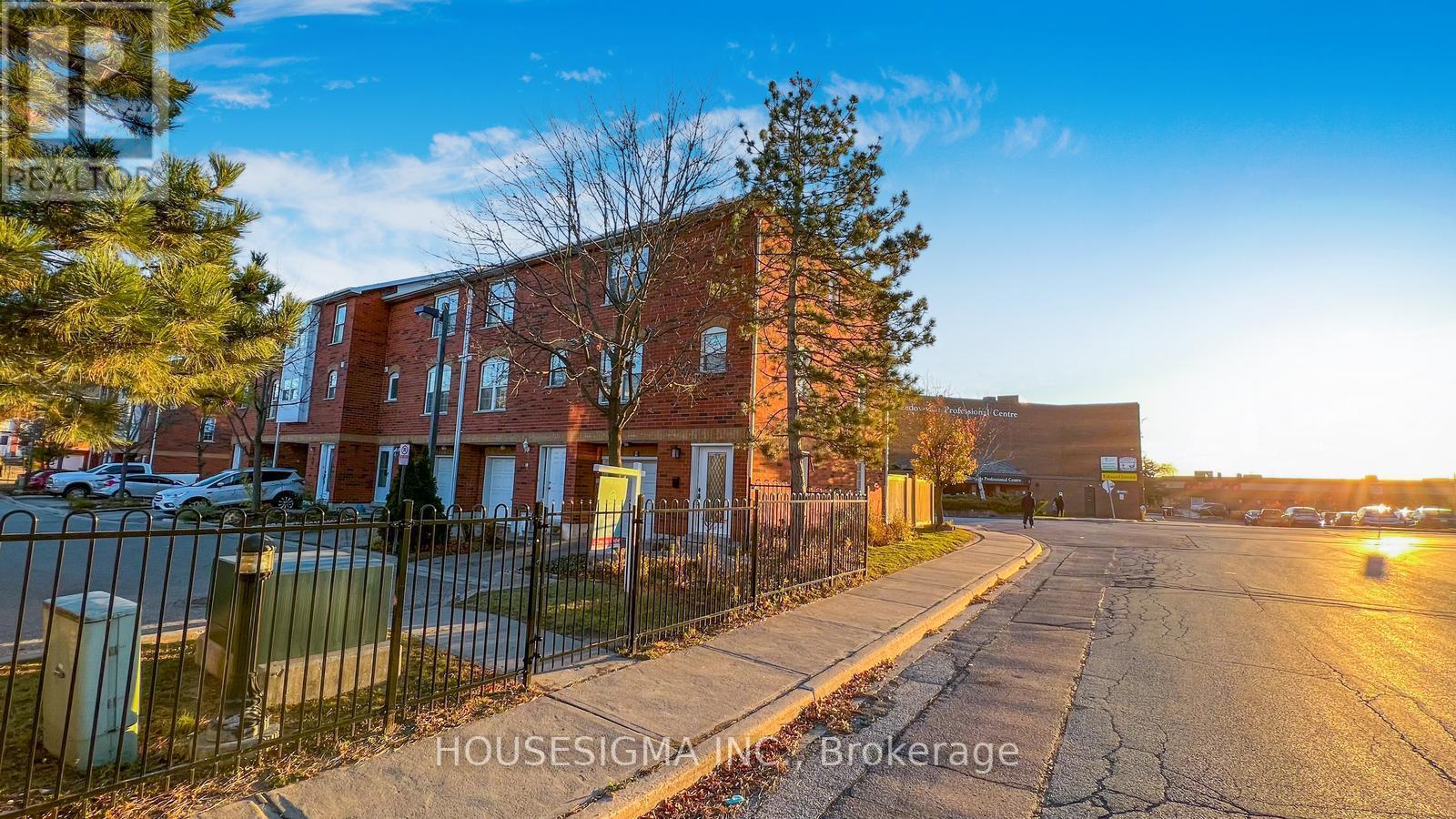 #9 -6860 MEADOWVALE TOWN CENT CIRC