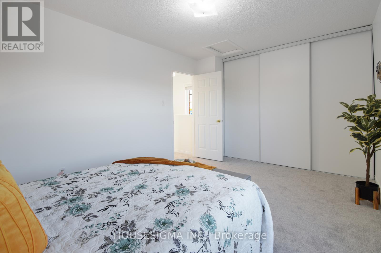 #9 -6860 MEADOWVALE TOWN CENT CIRC