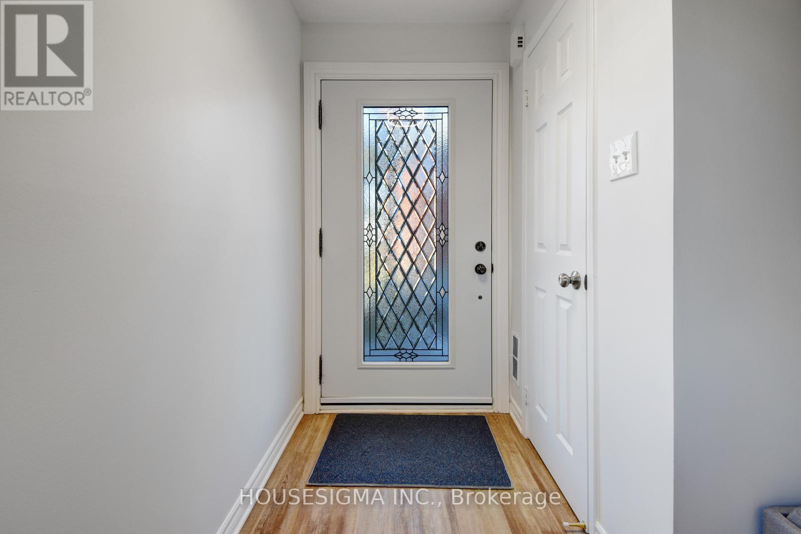 #9 -6860 MEADOWVALE TOWN CENT CIRC
