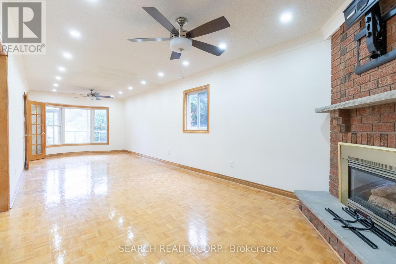 5227 SUNDIAL CRT