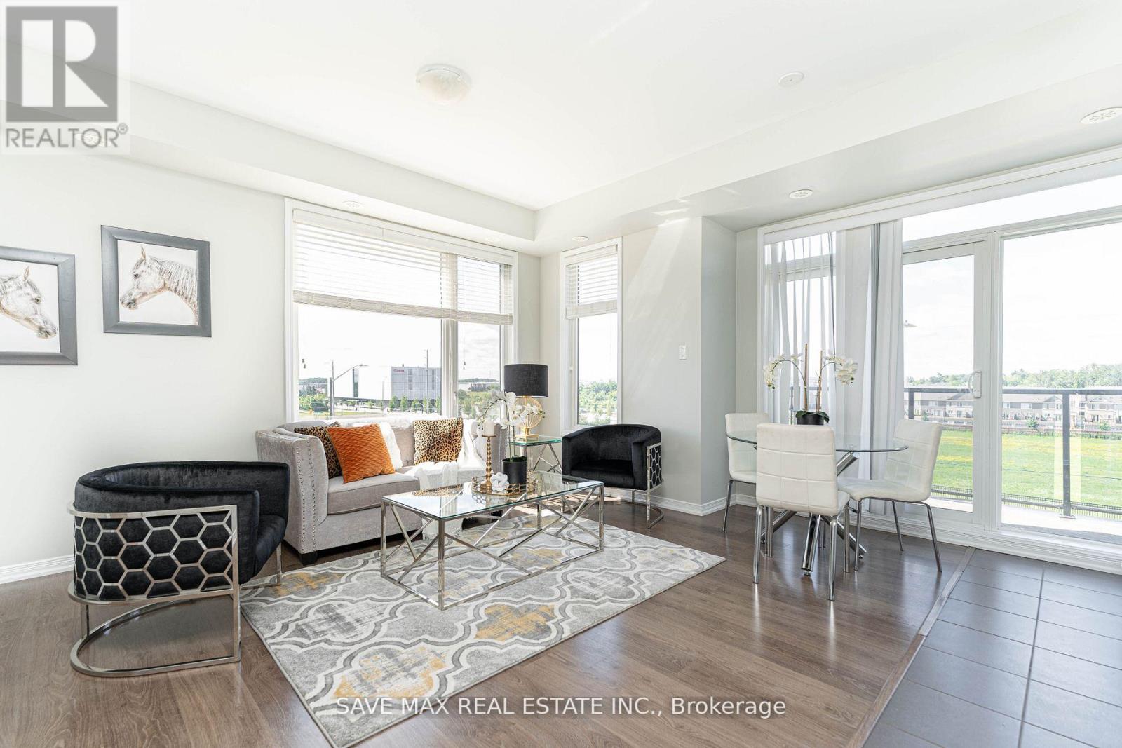 #404 -54 SKY HARBOUR DR, #404
