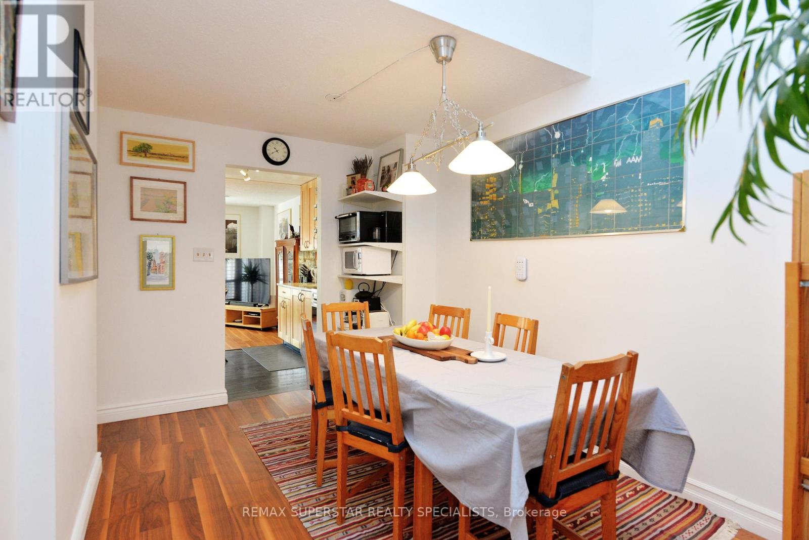 #1 -1020 CEDARGLEN GATE, #1
