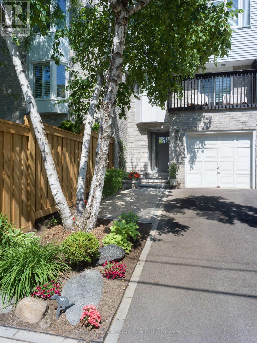 #14 -2299 MARINE DR, #14