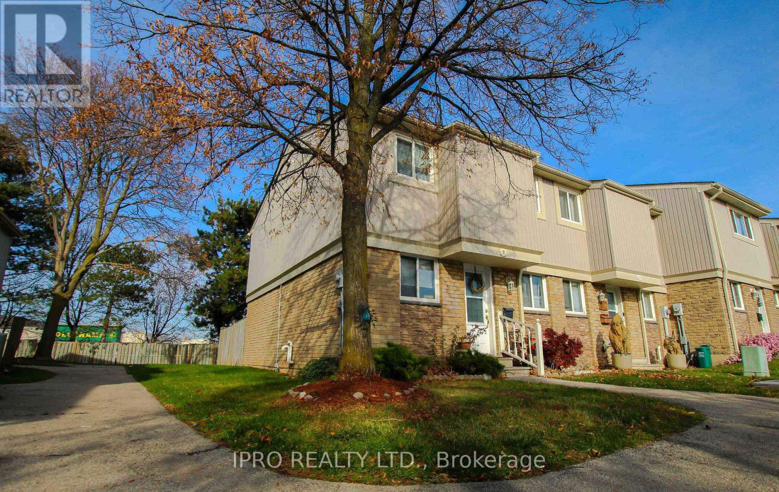 #9 -561 CHILDS DR, #9