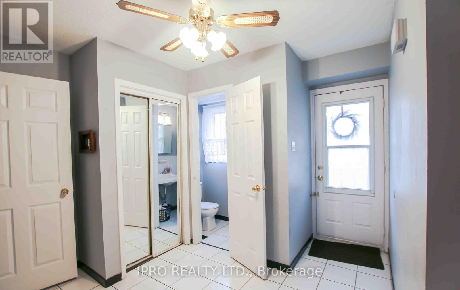 #9 -561 CHILDS DR, #9