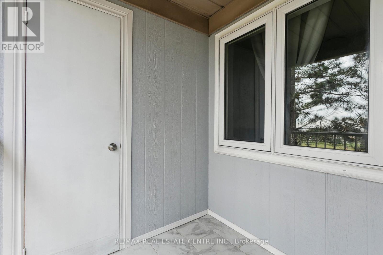 #160 -85 BRISTOL RD E, #160
