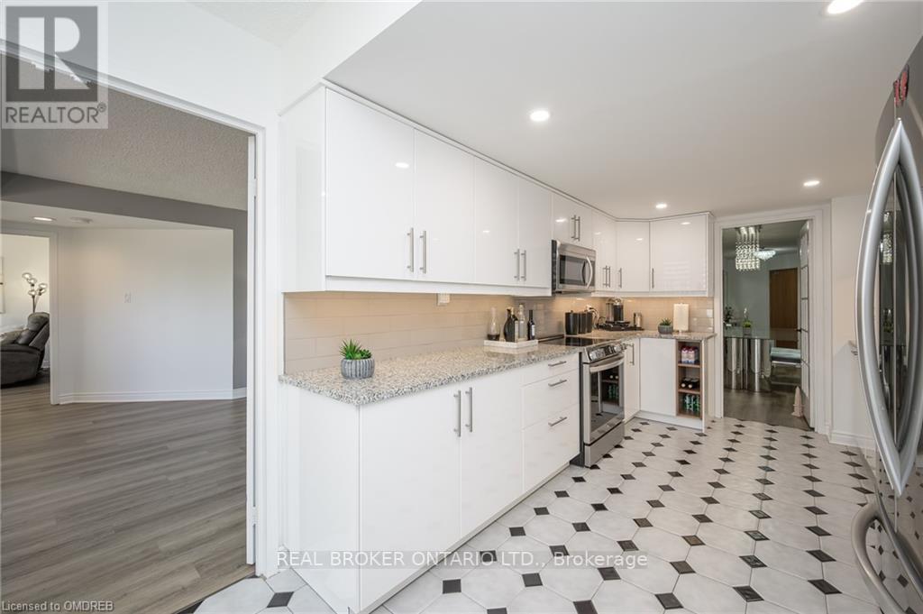 #301 -1237 NORTH SHORE BLVD E, #301