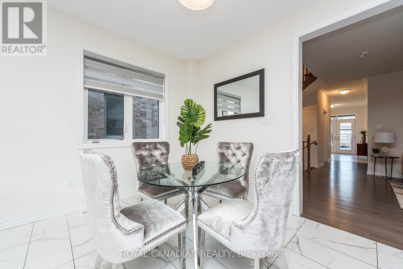 32 SPINLAND ST