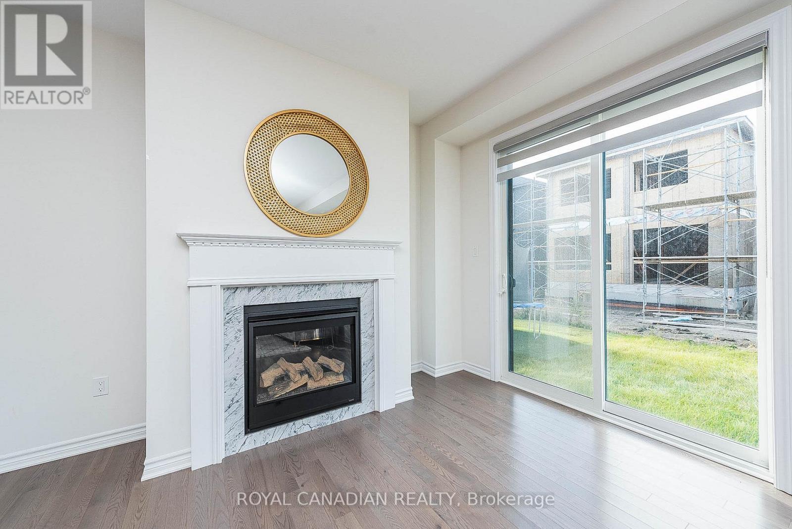 32 SPINLAND ST