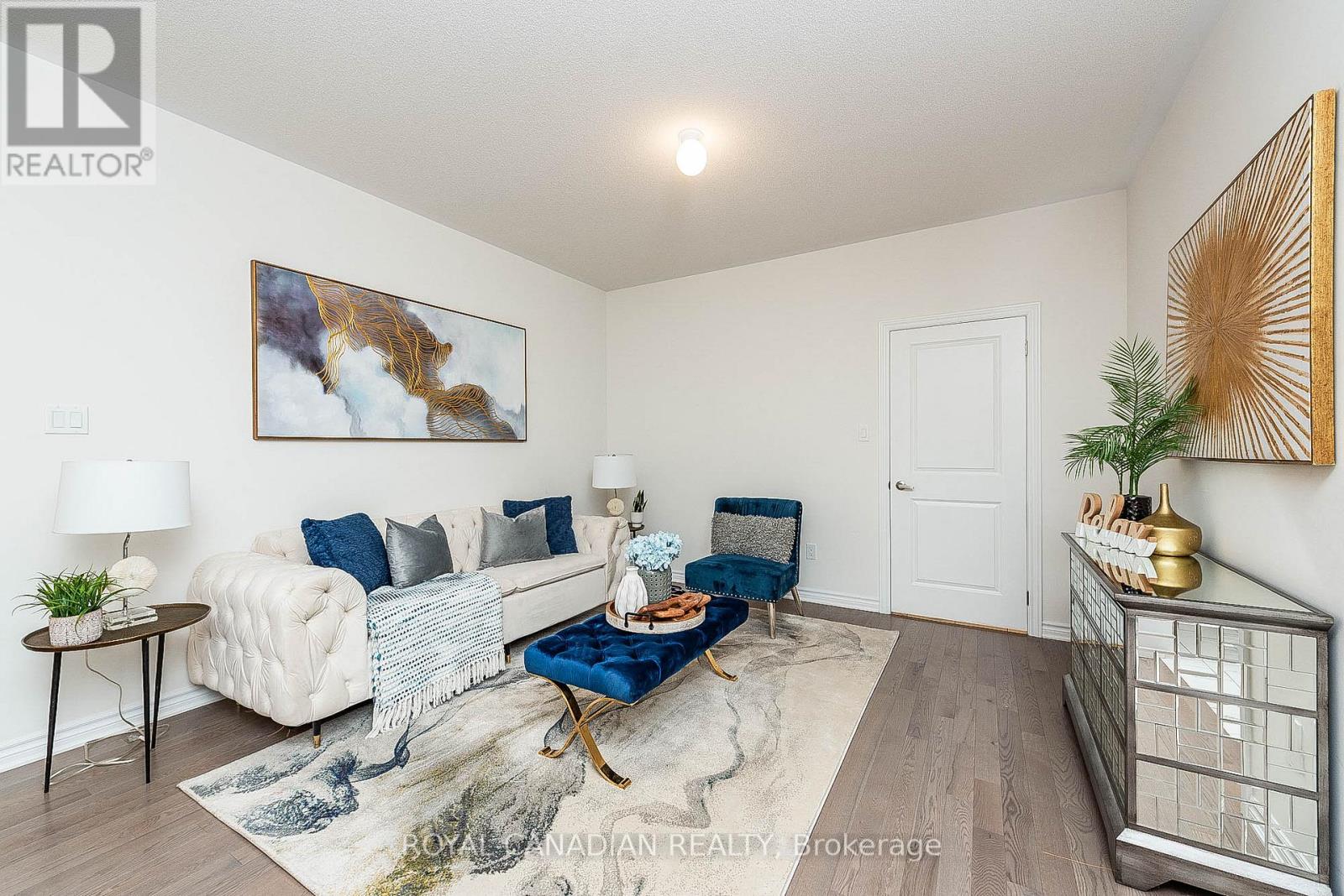 32 SPINLAND ST