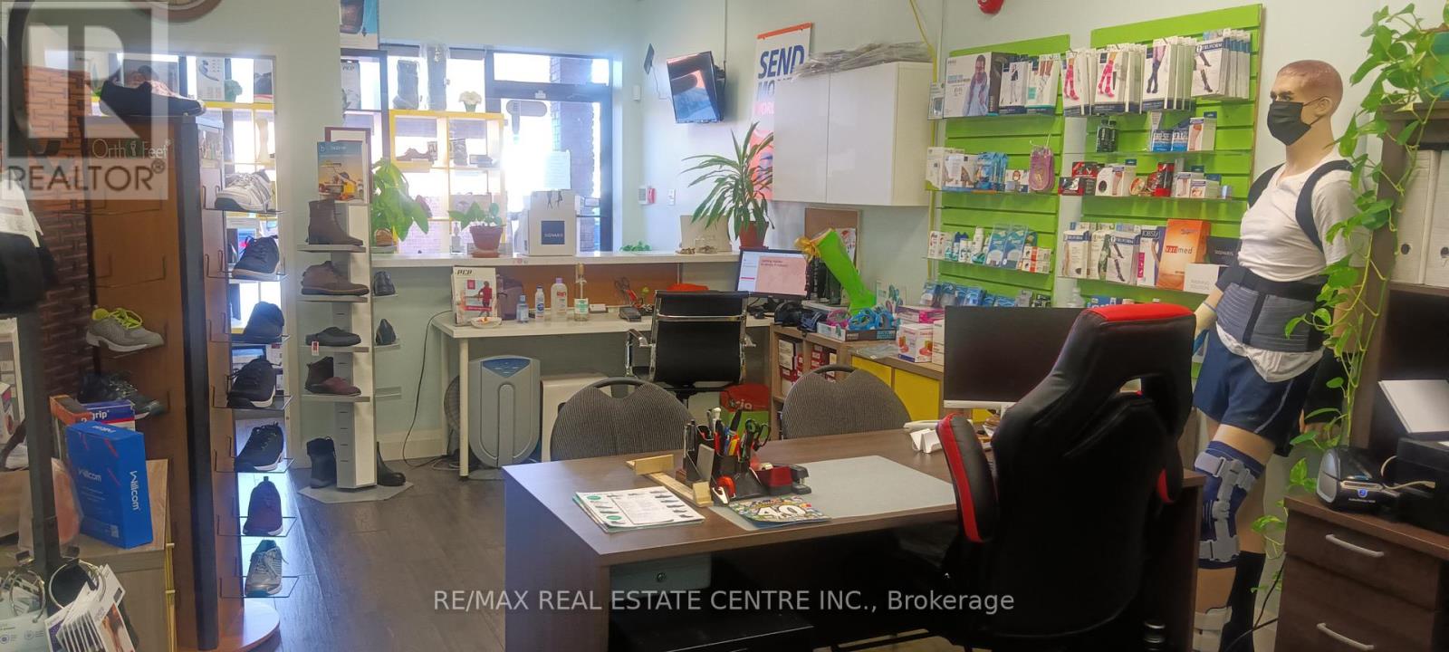 #8 -5291 LAKESHORE RD, #8