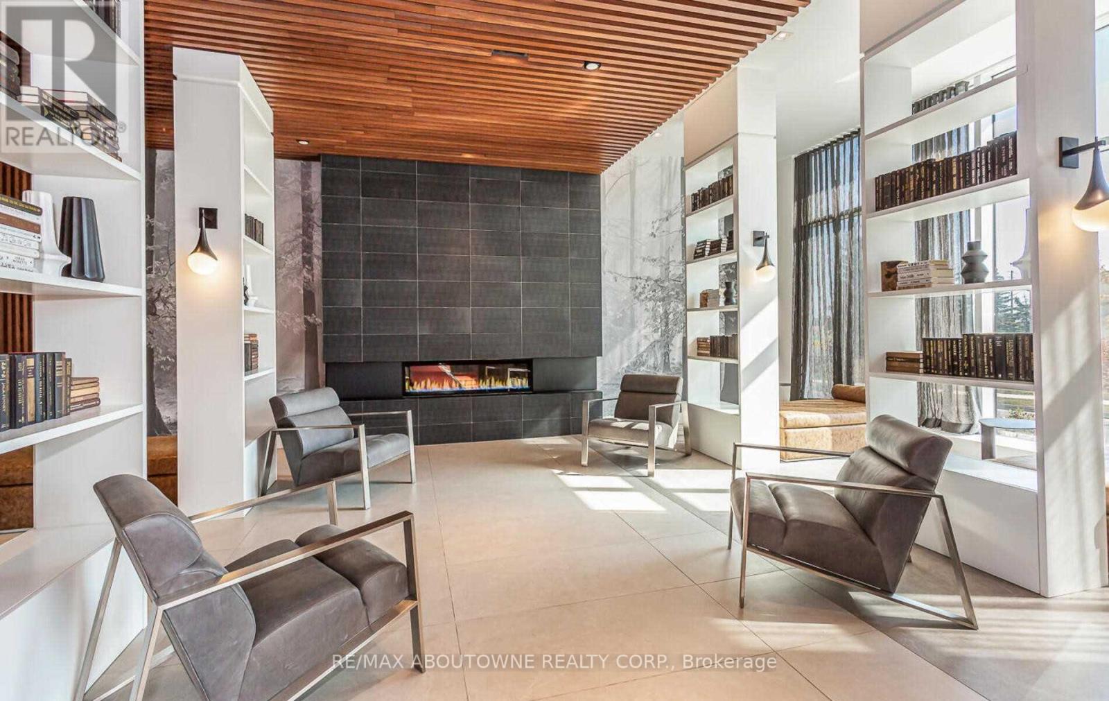 #1502 -297 OAK WALK DR, #1502