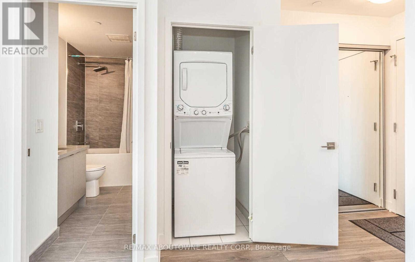 #1502 -297 OAK WALK DR, #1502