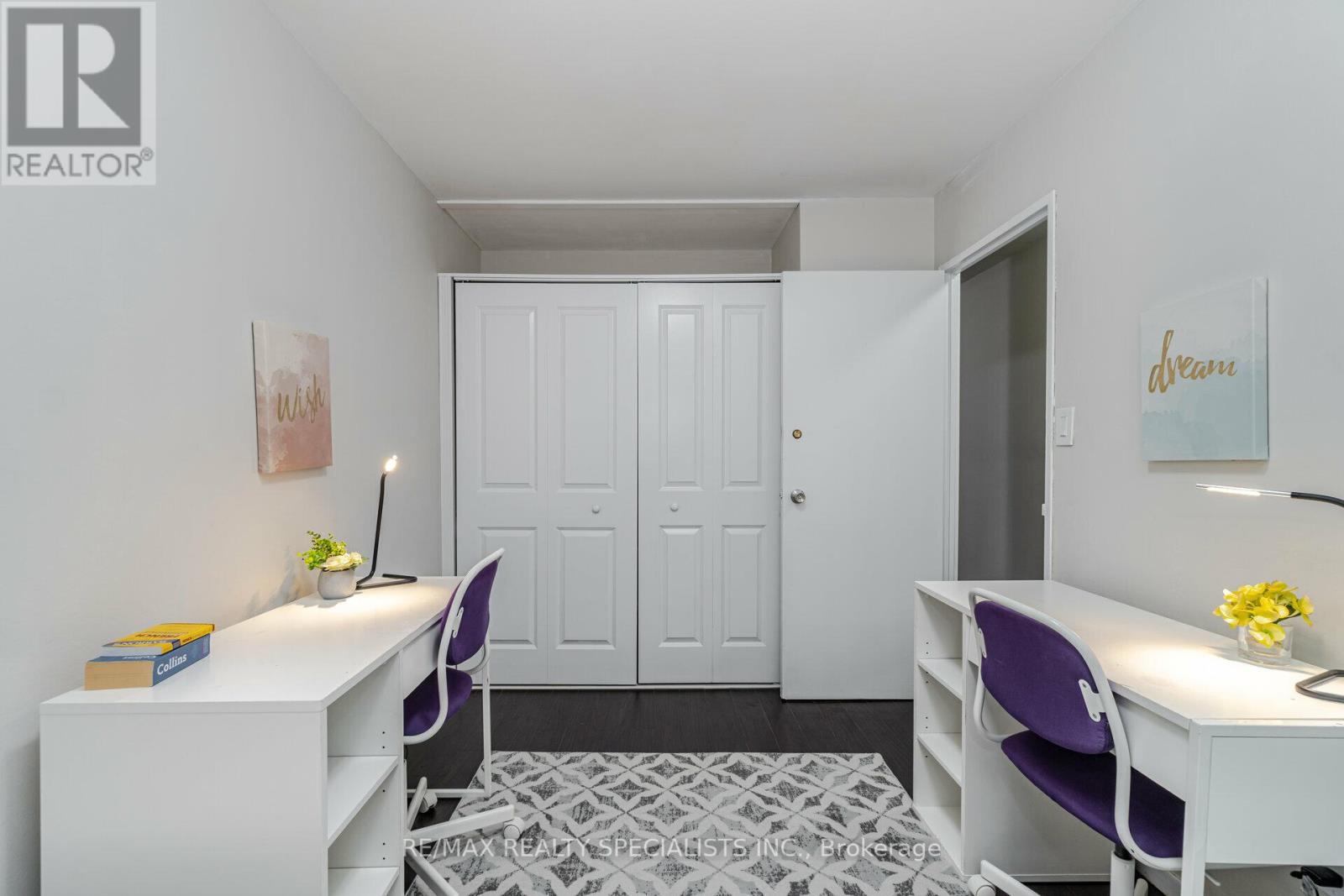 #123 -3025 THE CREDIT WOODLANDS DR N, #123