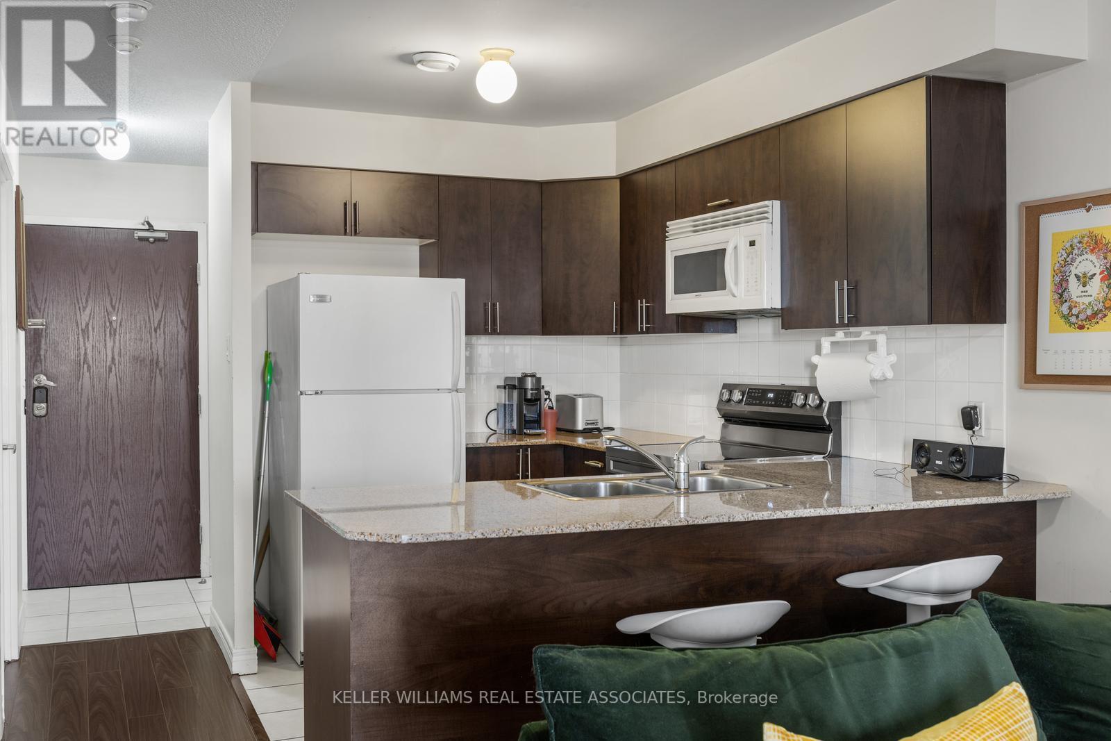 #612 -7405 GOREWAY DR
