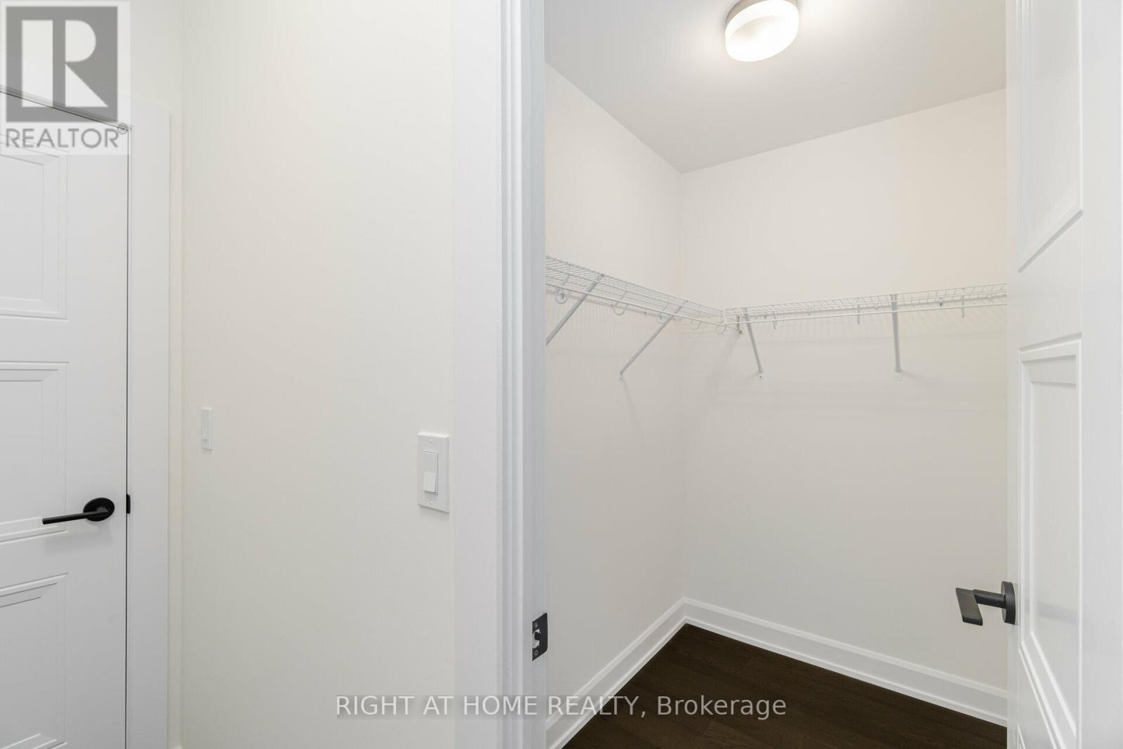 #117 -3200 WILLIAM COLTSON AVE E, #117