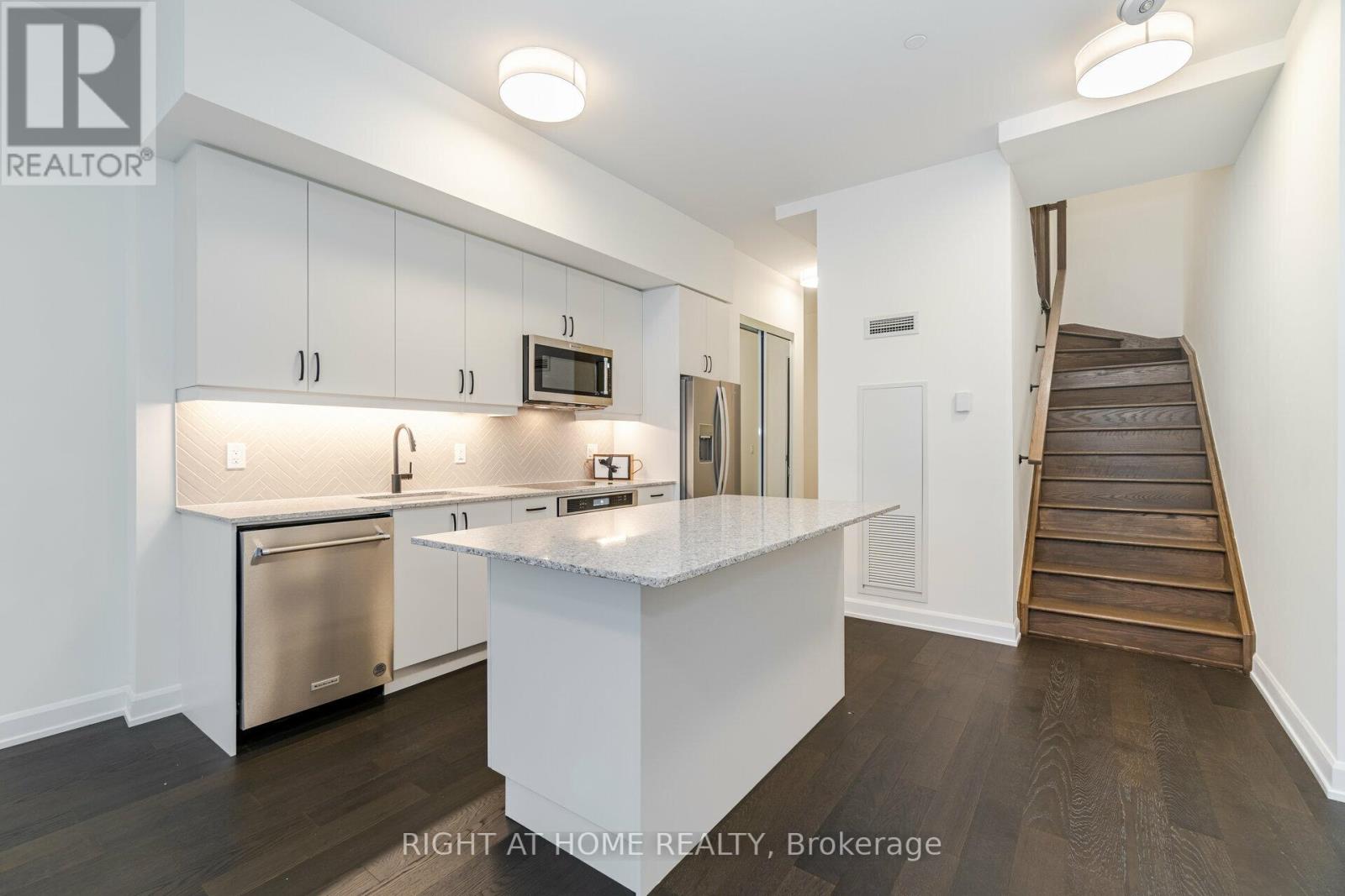#117 -3200 WILLIAM COLTSON AVE E, #117