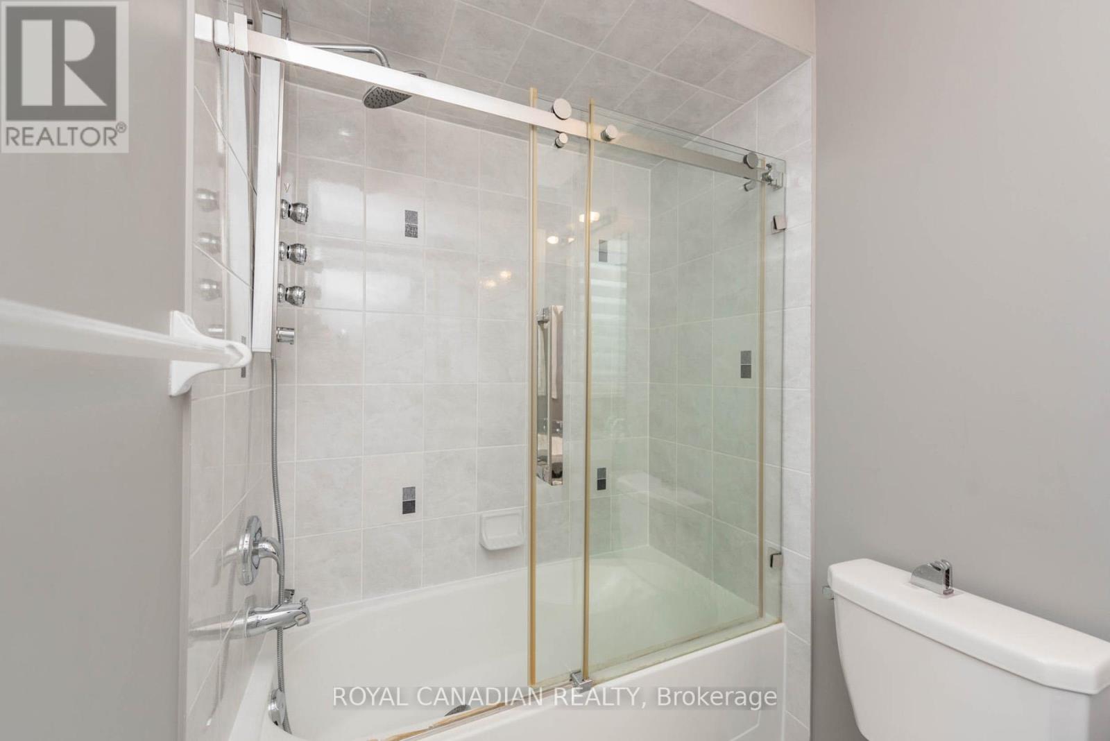 96 CLEARFIELD DR