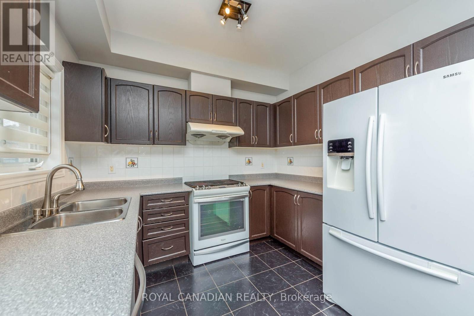 96 CLEARFIELD DR