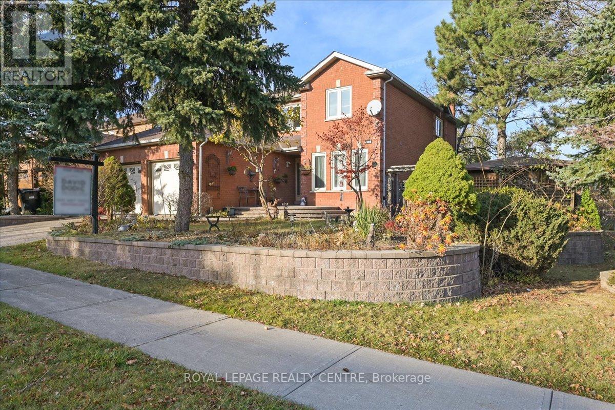 3527 LOYALIST DR