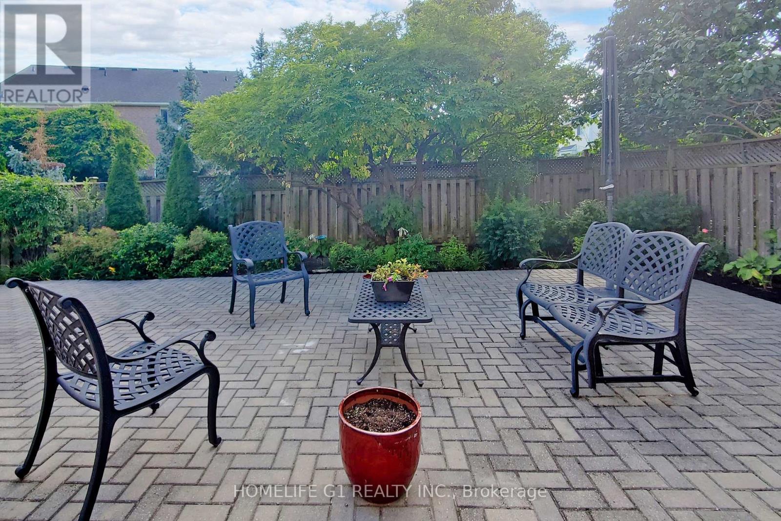 896 MCNEIL DR