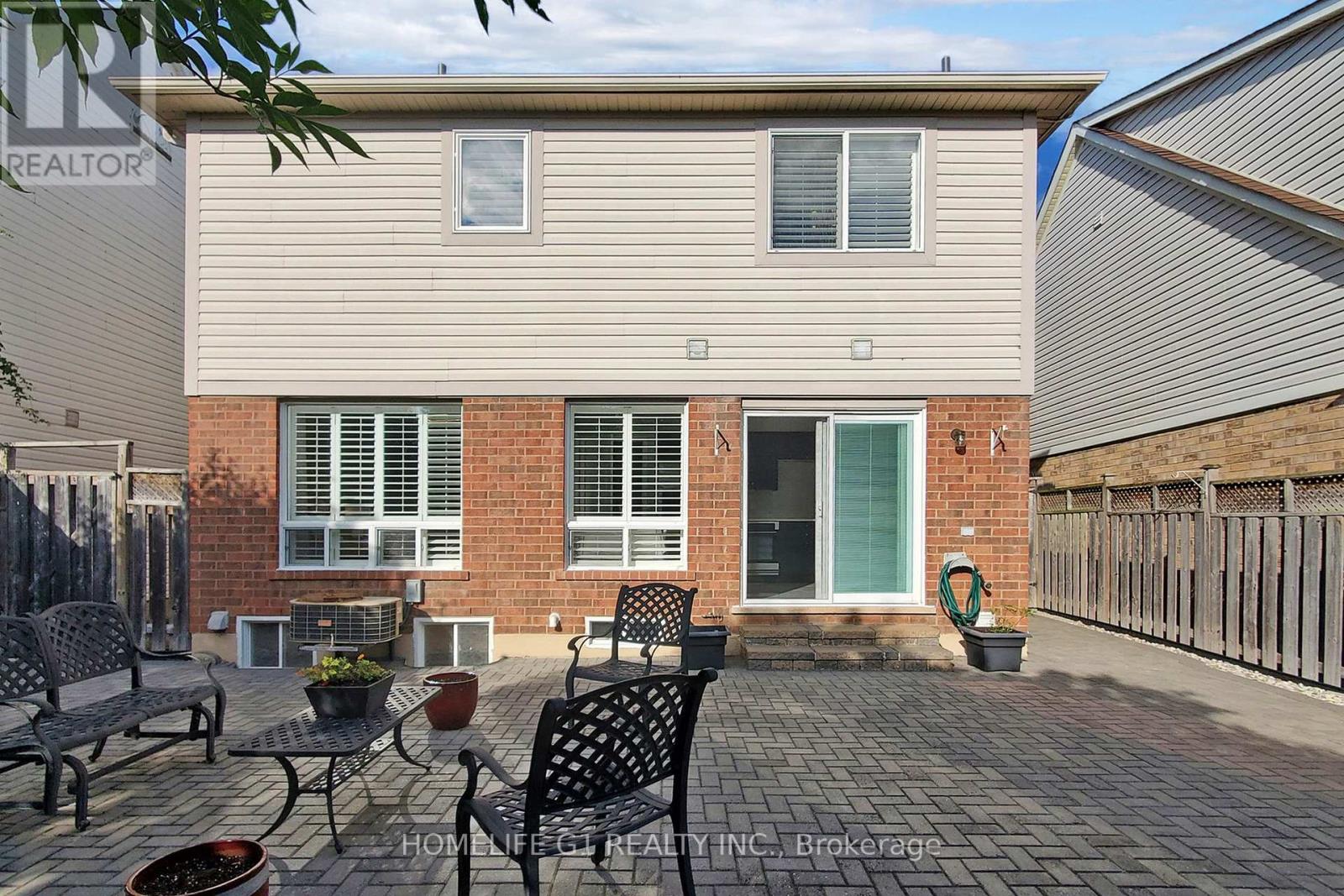 896 MCNEIL DR