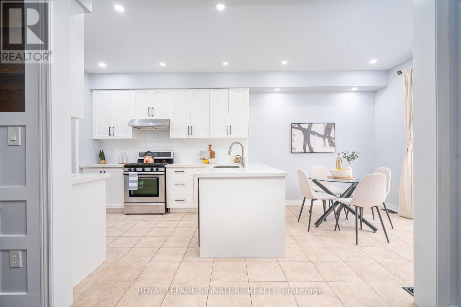 3293 STALYBRIDGE DR