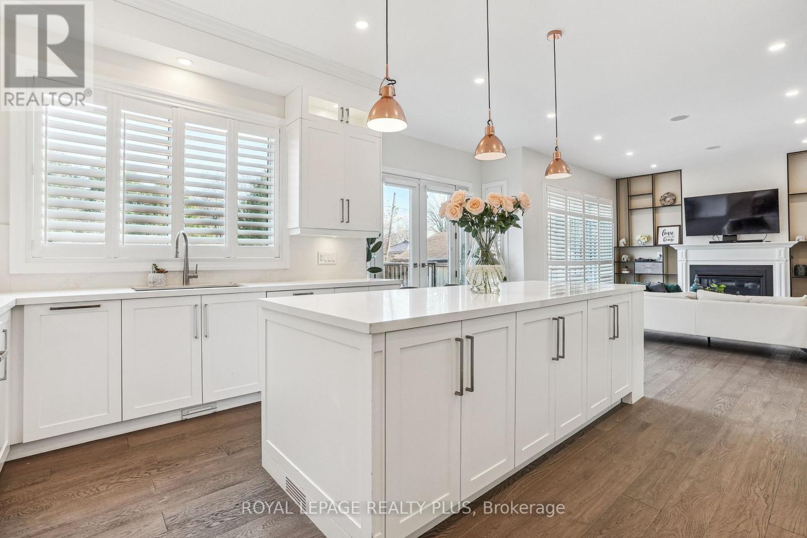 325 ASHBURY RD