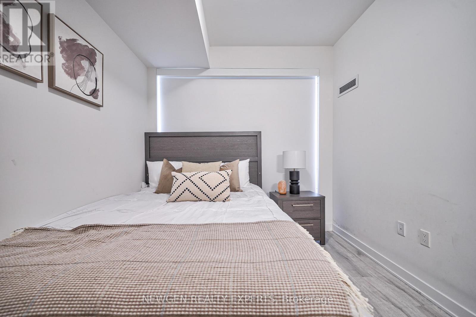 #1701 B -4655 METCALFE AVE, #1701 B
