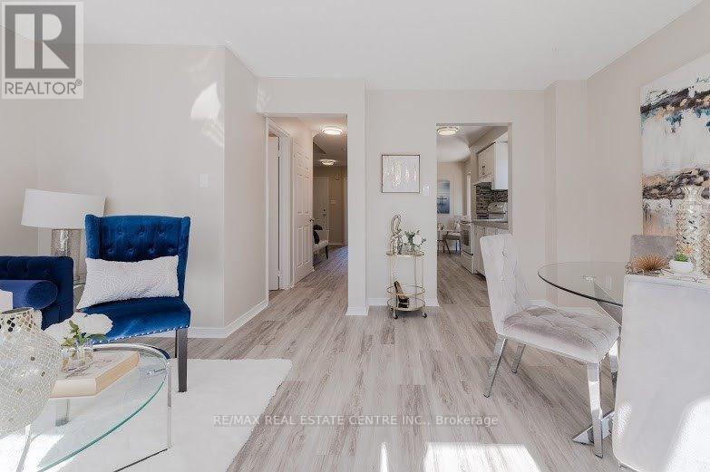24 ELMSTEAD CRT