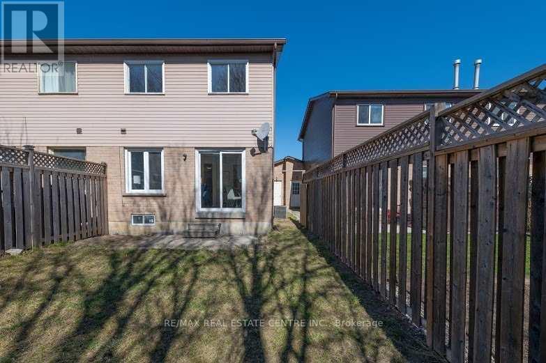 24 ELMSTEAD CRT