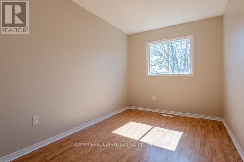 24 ELMSTEAD CRT