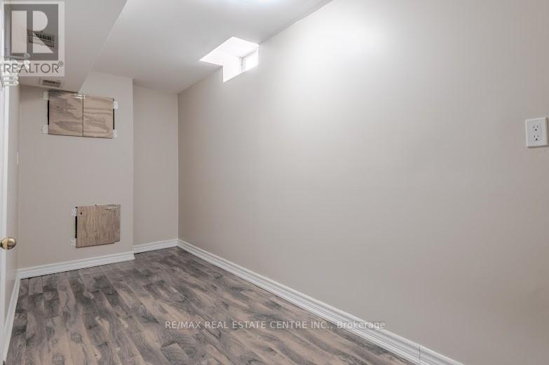 24 ELMSTEAD CRT
