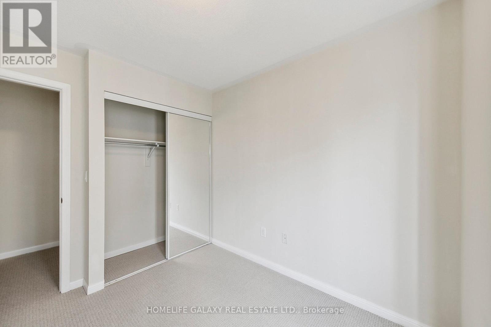 #6 -3100 BOXFORD CRES, #6